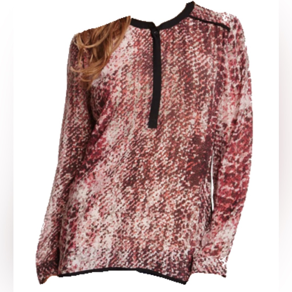 DKNY Jeans EUC Contrast trim printed blouse in blush Size S